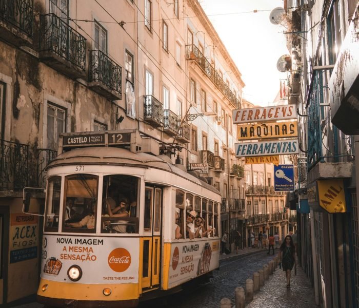 alex-azabache-dG_Gw11wBl0-unsplash (1)