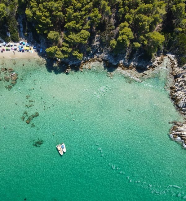 dimitris-kiriakakis-LjC24CexjYc-unsplash (1)