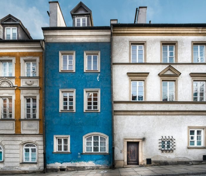 jakub-zerdzicki-hEdY30unjzI-unsplash