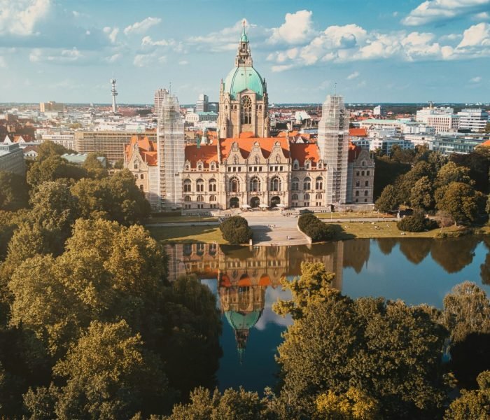 joshua-kettle-Y83Wgb8sbrA-unsplash (1)