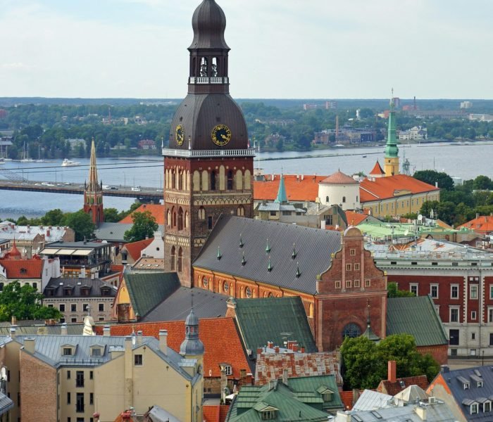 martti-salmi-GaKqMPll3rA-unsplash (2) (1)