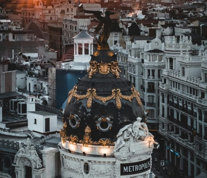 nikolay-dimitrov-bBoJ2hDWCOY-unsplash (2) (1)