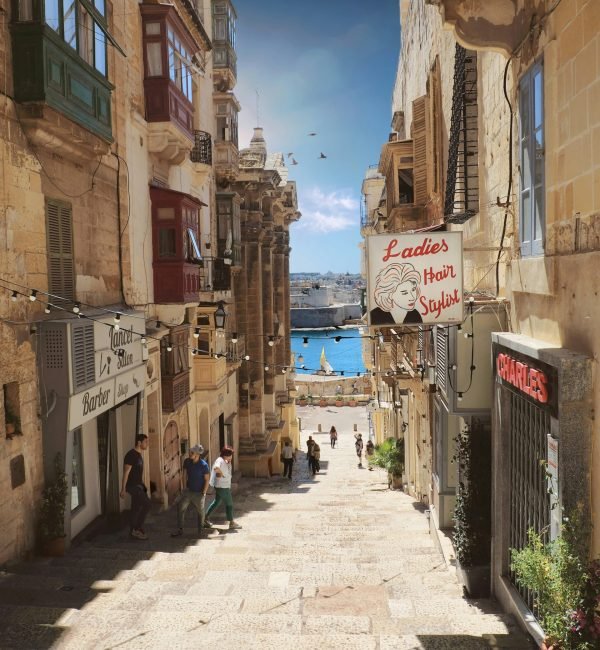 reuben-farrugia-lgo364o6HAc-unsplash