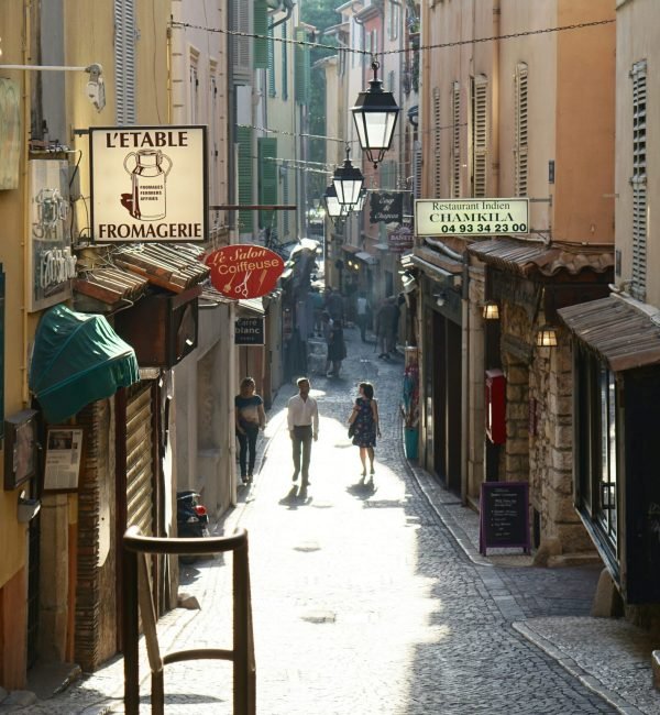 reuben-mcfeeters-u0Bfur4ZNzU-unsplash (2)