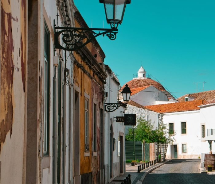 richard-james-rgBVn7Cko0w-unsplash (1)