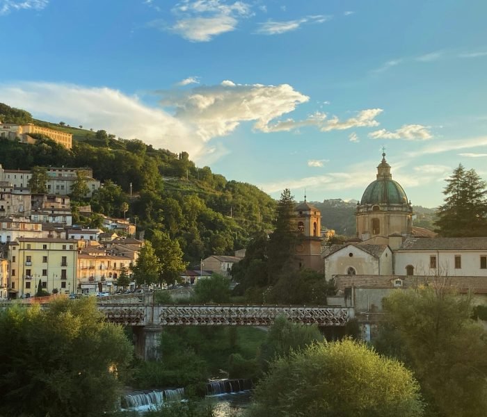 sara-darcaj-tfR76qvT8uw-unsplash (1)